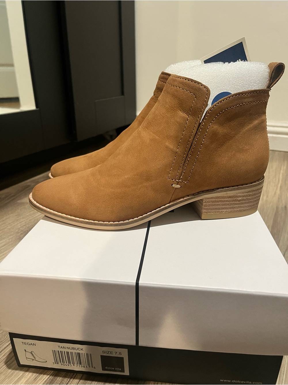 Dolce Vita Tan Nubuck Slip-On Ankle Booties 7.5
